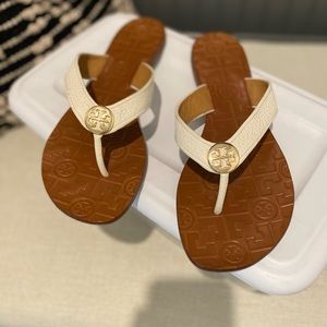🌺Tory Burch Thor’s Flip Flop Sandals